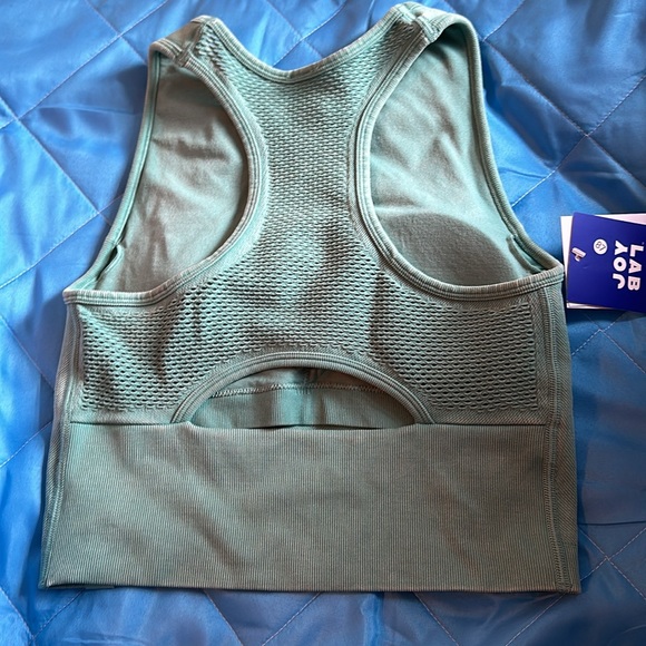NWT Joy Lab crop tank - Picture 2 of 4
